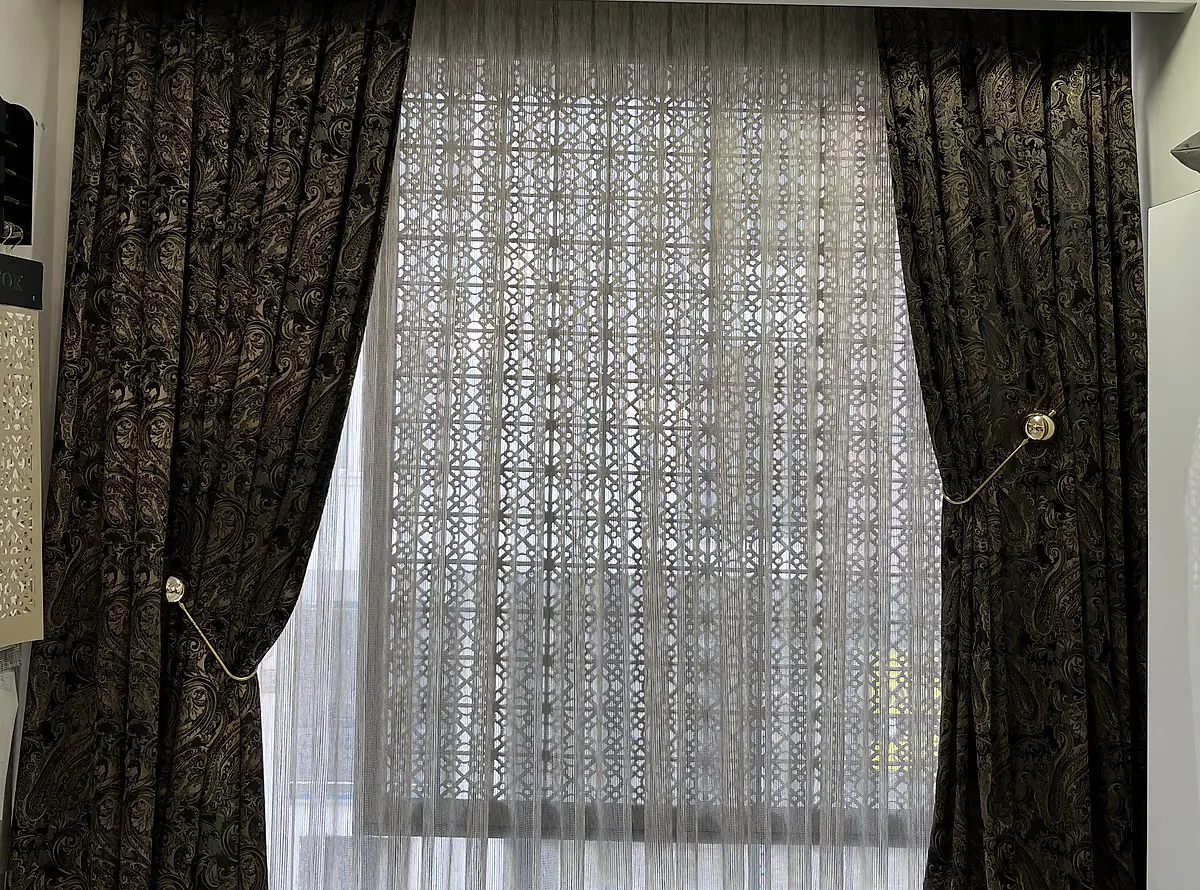 Dekoratif fon perde